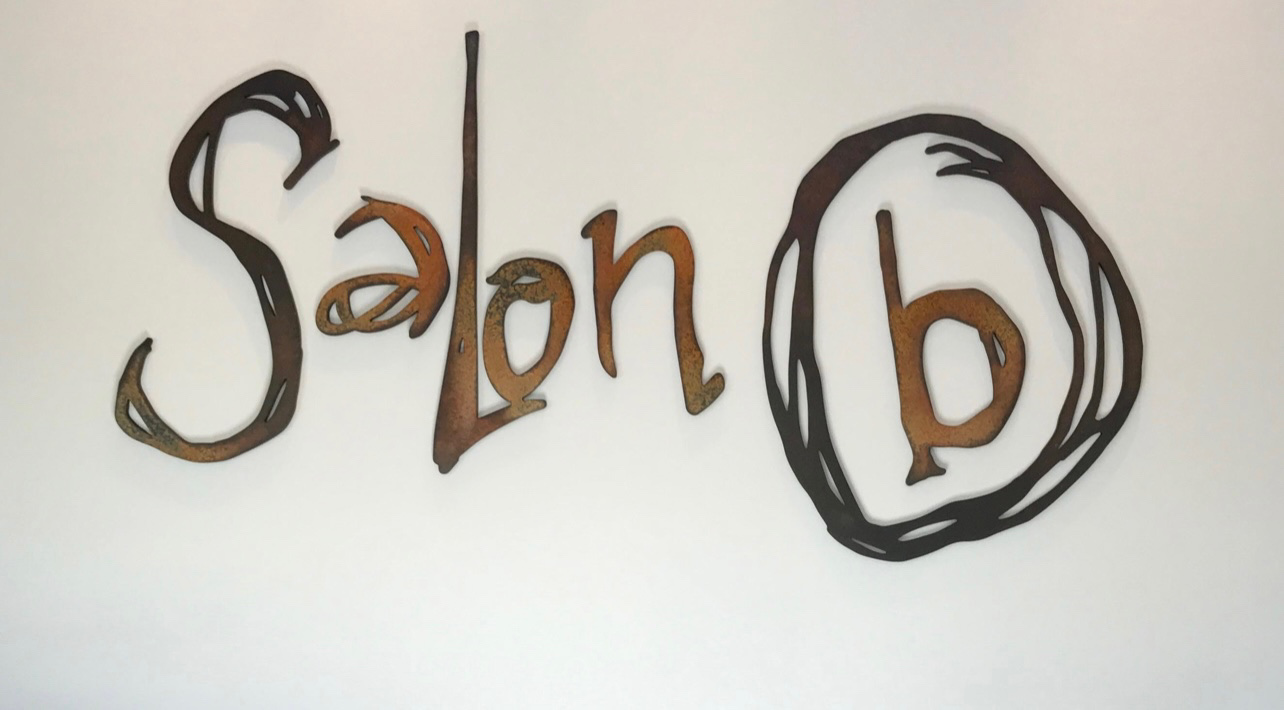【気質アップ】 You B. SALON By Vagaro | IA Harlan - Becca サイドテーブル・ナイトテーブル・ローテーブル